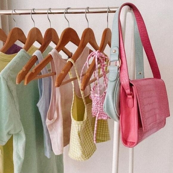 5 Lb Mystery Box Great For Resellers Mixed Sizes & Brands Bundle Lot Wholesale - Picture 2 of 6